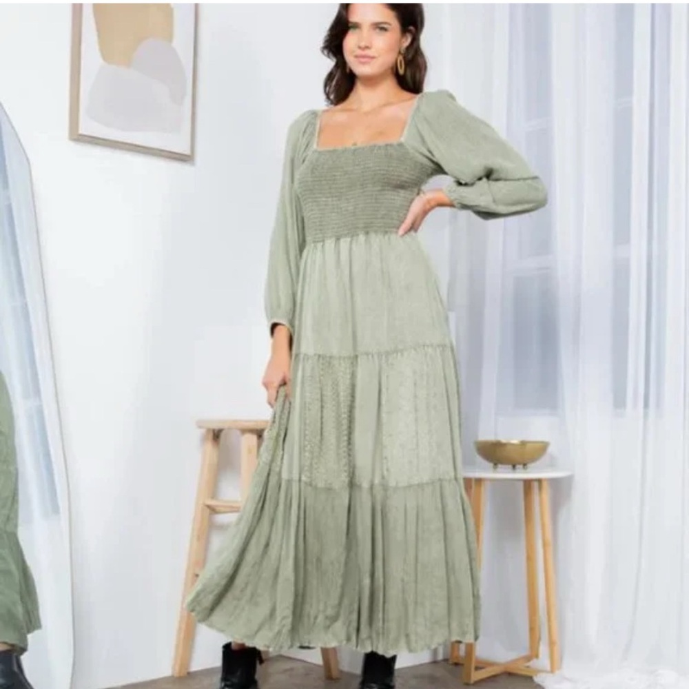 Young Threads Cottage Core Boho Smocked Embroidered Maxi Dress XL Green NWT